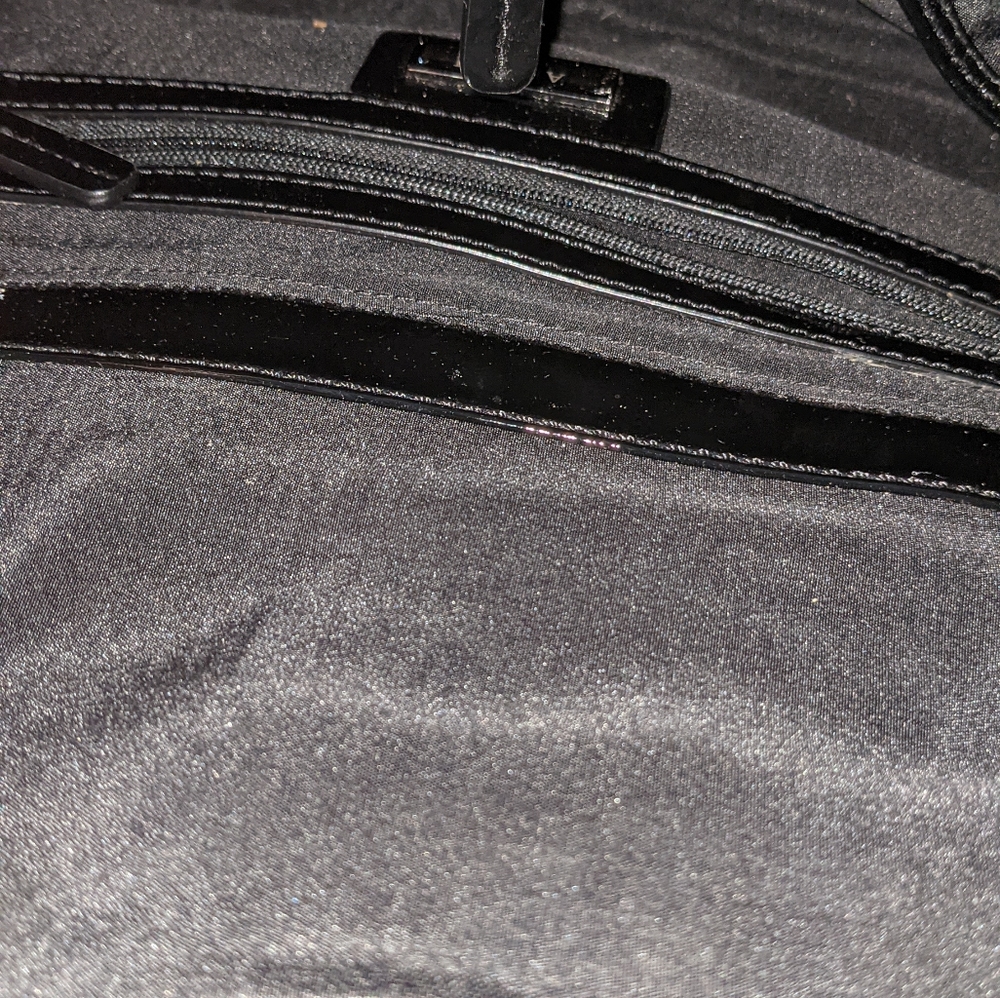 Handbag - Picture 3 of 6